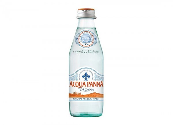 Негазированная минеральная вода «Acqua Panna»